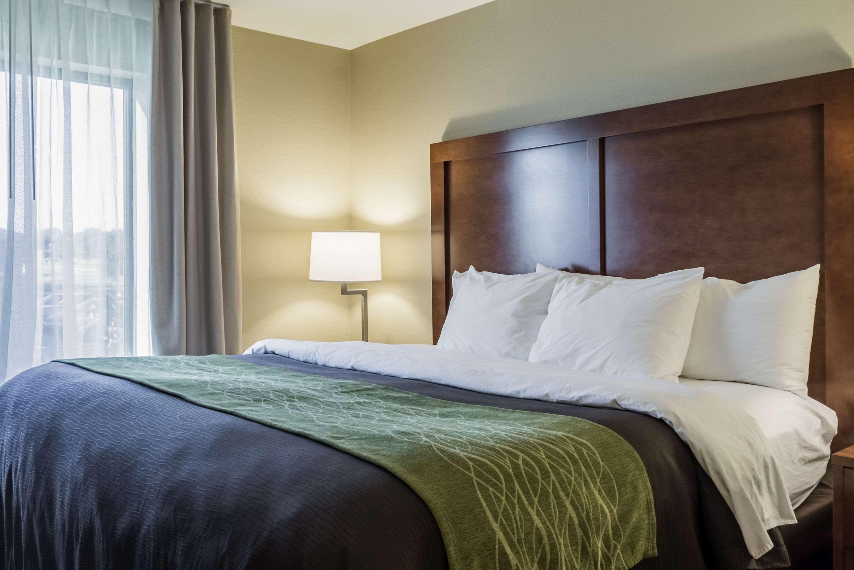 Comfort Inn & Suites Avera Southwest Су-Фолс Экстерьер фото