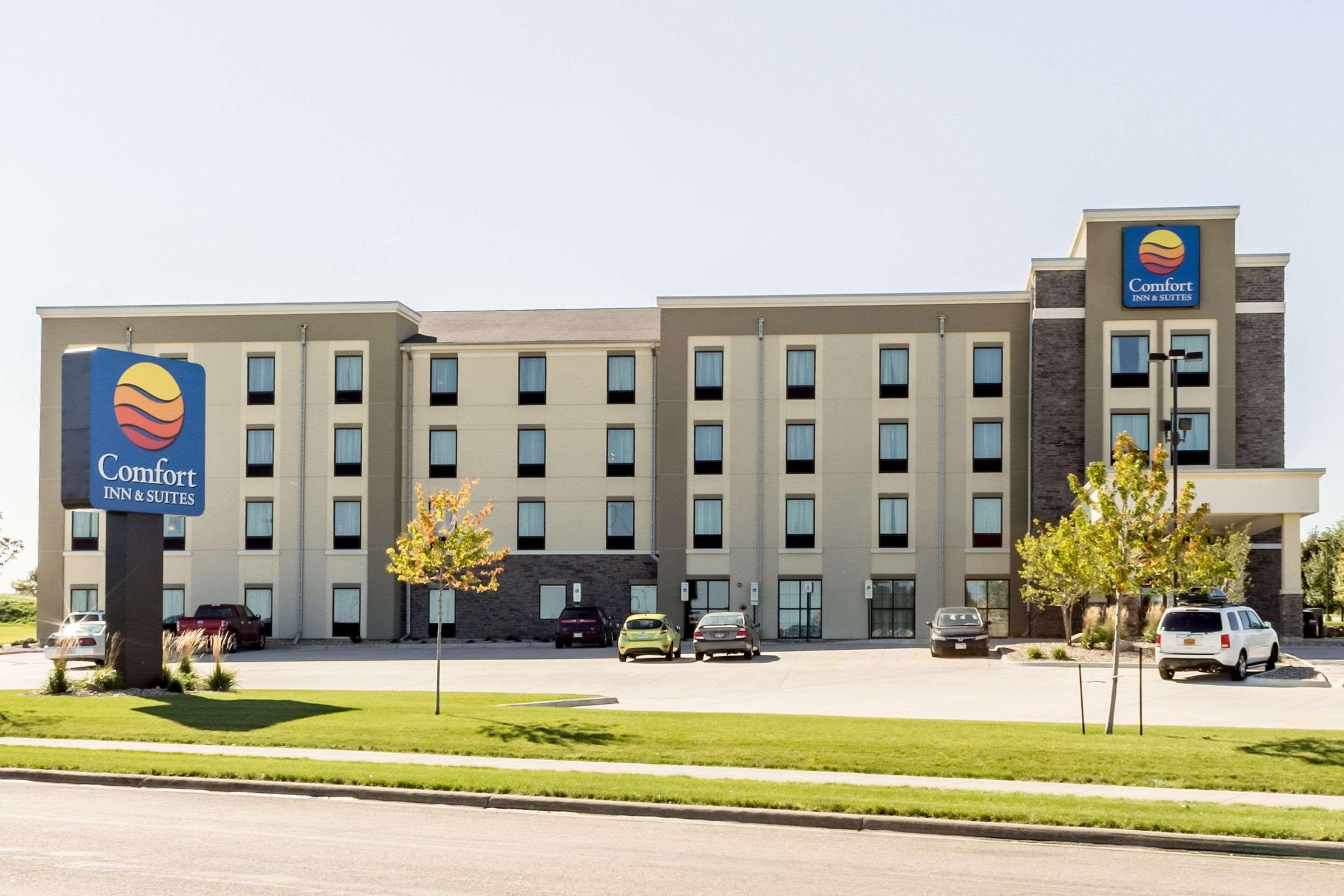 Comfort Inn & Suites Avera Southwest Су-Фолс Экстерьер фото