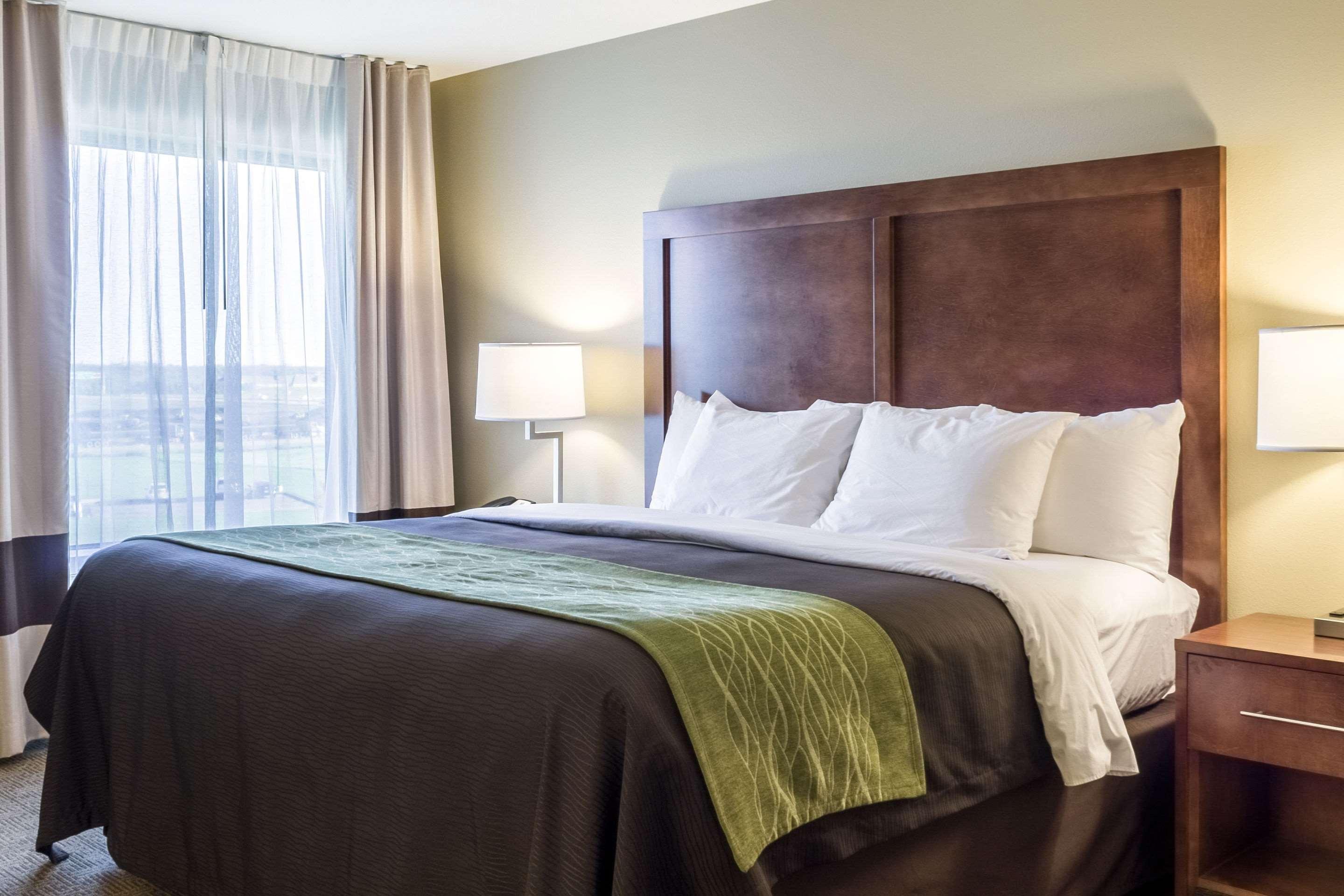 Comfort Inn & Suites Avera Southwest Су-Фолс Экстерьер фото