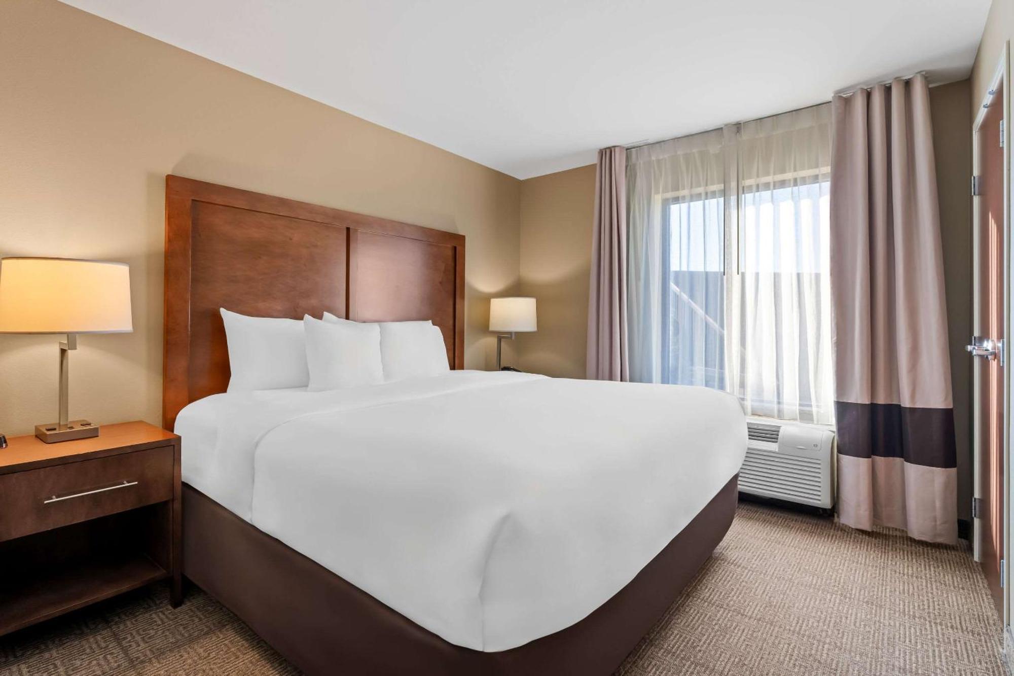 Comfort Inn & Suites Avera Southwest Су-Фолс Экстерьер фото