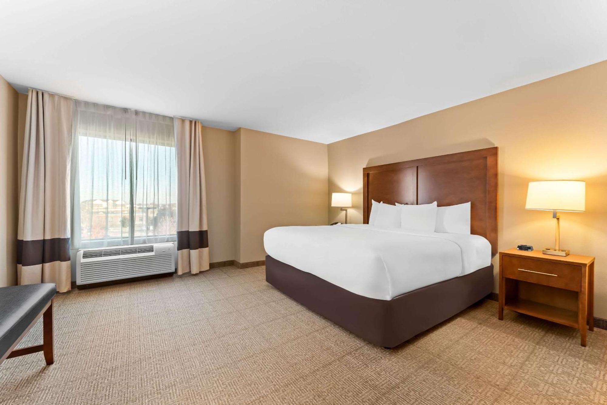 Comfort Inn & Suites Avera Southwest Су-Фолс Экстерьер фото